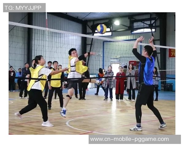 火箭队与马刺队激战正酣第四节精彩瞬间回顾与分析 火箭队与马刺队激战正酣第四节精彩瞬间回顾与分析